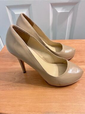 M by Michael Antonio Nude Patent Stiletto Platform Pumps - See Note re Size!!